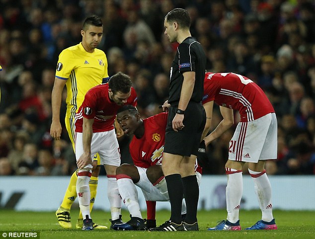 MU trả giá đắt sau tấm vé vào tứ kết Europa League