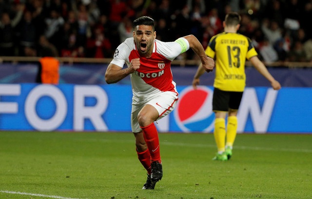 Mãnh hổ Falcao lập kỳ tích chưa từng có tại Champions League
