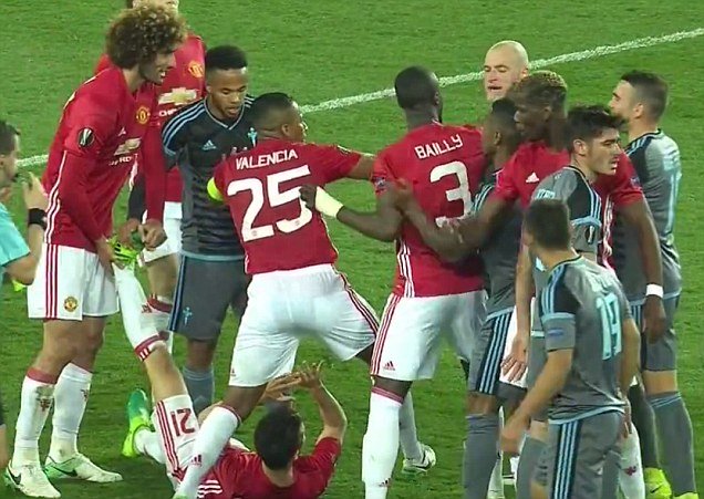 Đâu là lý do khiến Eric Bailly lỡ hẹn với CK Europa League?