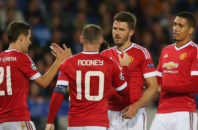 Hé lộ giá bán đội phó Man United