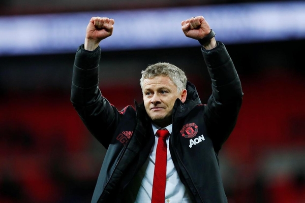 Solskjaer đang xóa tan mây đen thời Jose Mourinho