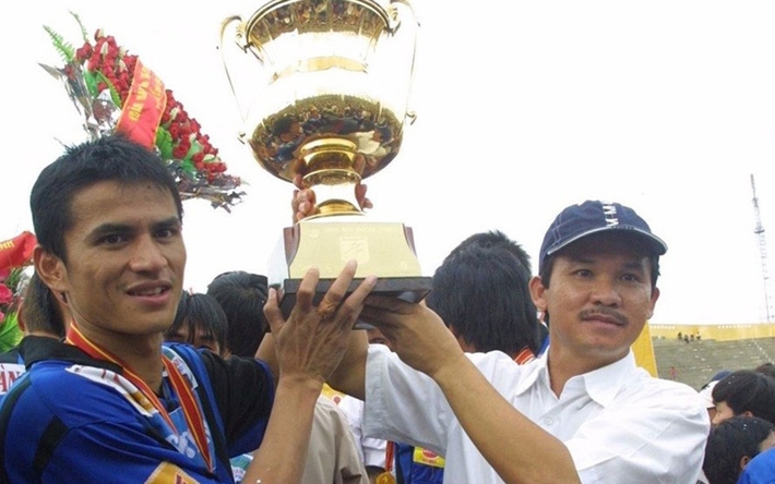 BLV Quang Huy: 'Bầu Đức đã máu bóng đá trở lại'