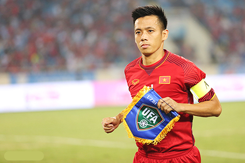 BLV Quang Huy: 'Văn Quyết xứng đáng giành Quả bóng Vàng'