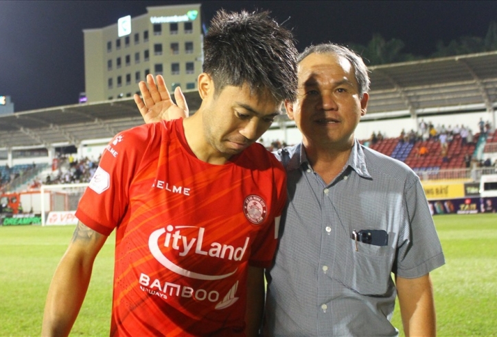 Bầu Đức xuống sân gặp Lee Nguyễn