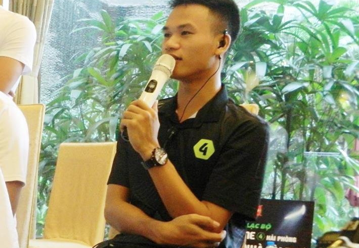 Hau Zozo: Từ Gamer được phong là “thánh đập thẻ” trở thành người giữ lửa cho cộng đồng Fifa Online 4