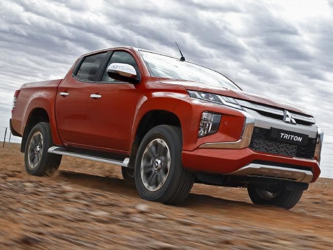 Mitsubishi Triton 2019 ra mắt, đe dọa ngôi vương Ford Ranger