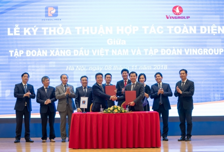 VinFast hợp tác với Petrolimex xây dựng chuỗi dịch vụ cho xe điện