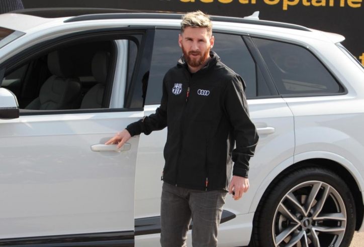 Lionel Messi sở hữu dàn siêu xe “khủng” không thua kém CR7
