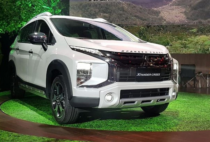 Mitsubishi Xpander Cross giá từ 432 triệu đồng, cạnh tranh Toyota Rush