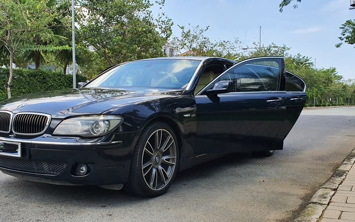 Mua BMW 760Li giá 14 tỷ: 10 năm sau rao bán không được 1 tỷ đồng