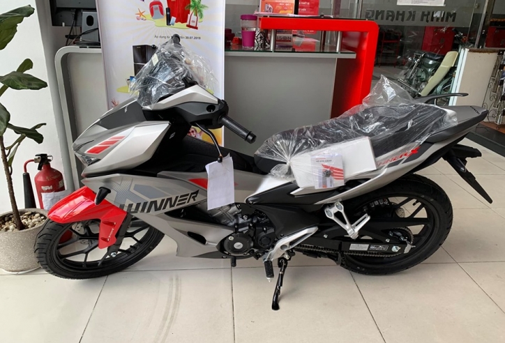 Giá xe Honda Winner X giảm 3 triệu đồng, Exciter đội giá
