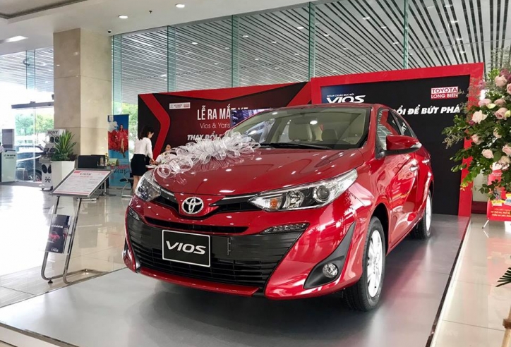 Giá xe Toyota Vios tiếp tục giảm mạnh, đối đầu Honda City