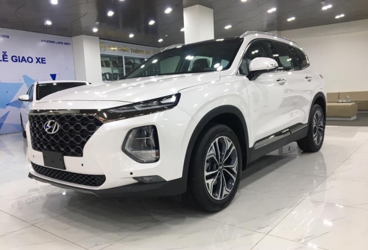 Giá xe Hyundai Santa Fe giảm hơn 100 triệu, cạnh tranh Honda CR-V
