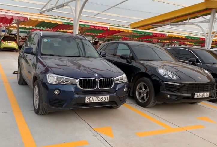 'Choáng': Người Việt mang Mercedes, Porsche đổi lấy xe VinFast