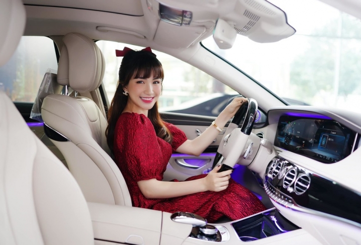 Hoà Minzy tậu Mercedes-Benz S450 L Luxury gần 5 tỷ đồng