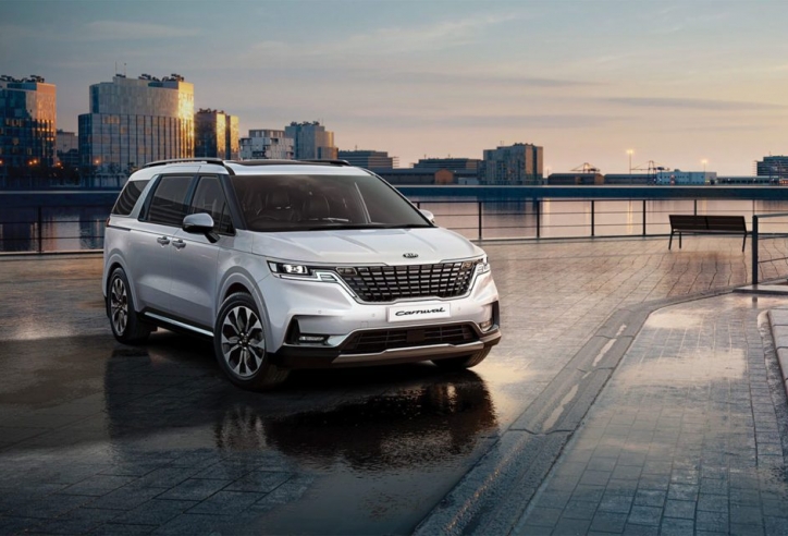 Kia Sedona 2021 chốt giá từ 1,64 tỷ đồng tại Thái Lan