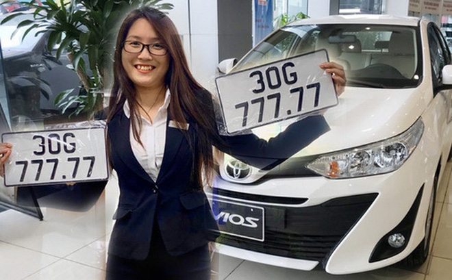 Mua xe Toyota Vios bấm được biển số 'ngũ quý 7': Kẻ khen, người chê