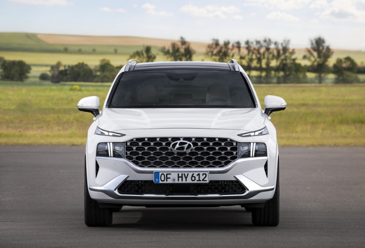 Hyundai Santa Fe 2021 sẽ sớm ra mắt, dùng công nghệ đấu CR-V, CX-5