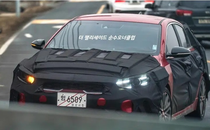 Lộ diện Kia Cerato 2021 với thiết kế 'gây sốt', cạnh tranh Mazda 3