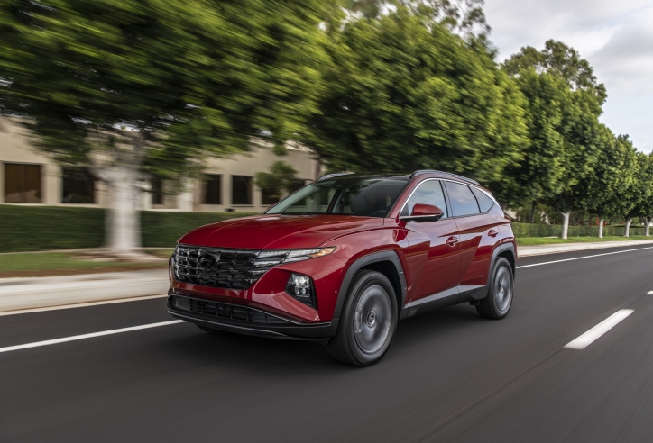 Đối thủ của CX-5, CR-V ra mắt: thiết kế đột phá, giá bán hấp dẫn