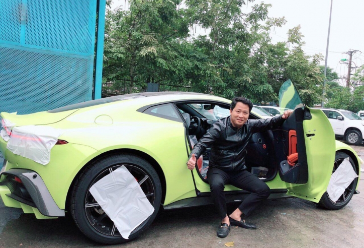 Aston Martin V8 Vantage đầu tiên Việt Nam thuộc về đại gia sở hữu Lamborghini Aventador S