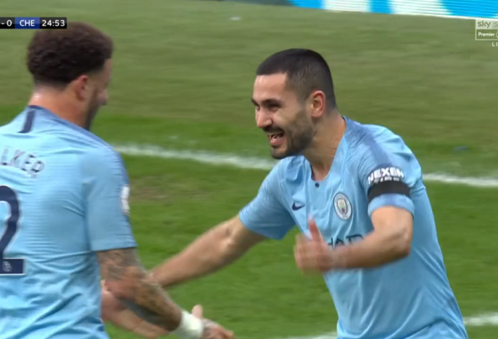 VIDEO: Gundogan cứa lòng đẳng cấp vào lưới Chelsea