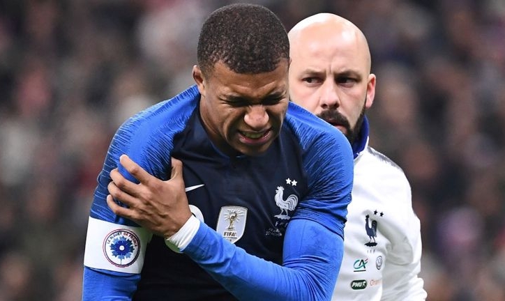 Chuyển nhượng tối 25/4: Bỏ Mbappe, Zidane 'chọc ngoáy' MU