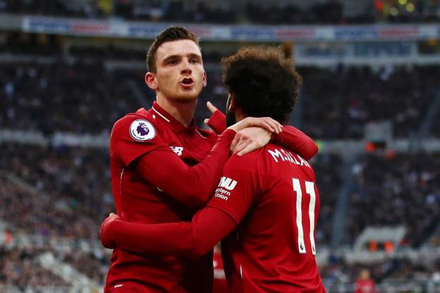 Thắng lợi kịch tính, Liverpool chiếm ngôi đầu Ngoại hạng Anh