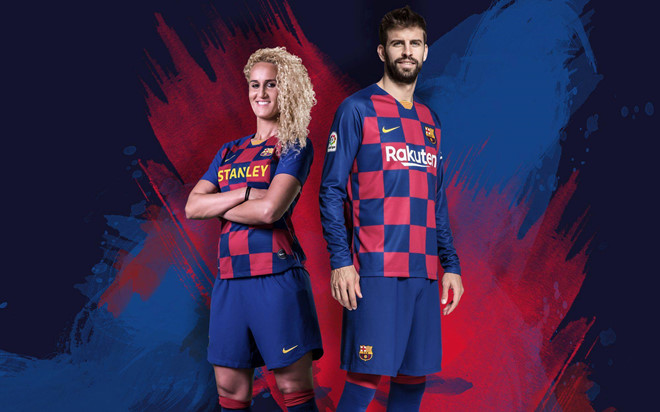 CĐV 'phát hoảng' vì mẫu áo mới của Barca