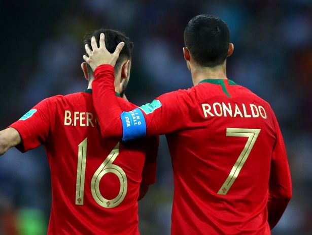 Chuyển nhượng 4/7: Nóng! Đồng đội Ronaldo 'xách va li' đến MU