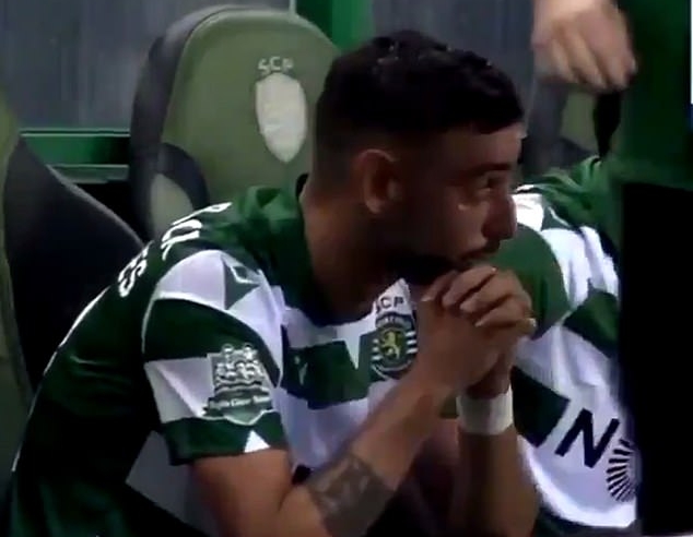 Rơi lệ ngày chia tay, MU hoàn tất bom tấn Bruno Fernandes