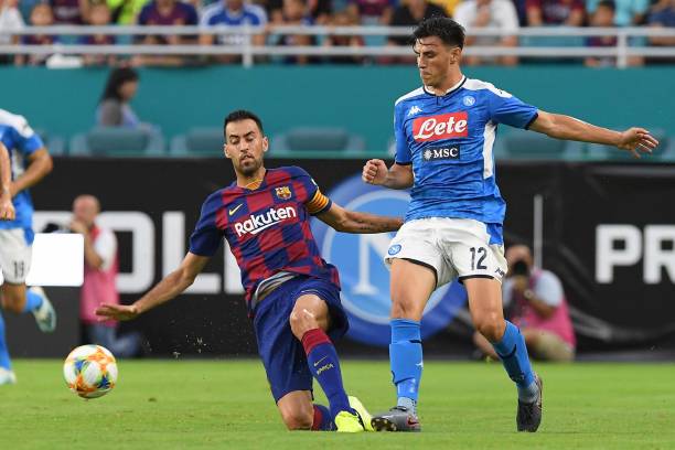 Ghi bàn đẳng cấp, Barca đánh bại Napoli thuyết phục
