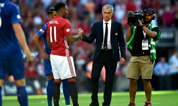 Chuyển nhượng sáng 1/1: Mourinho gửi thông điệp tới Martial