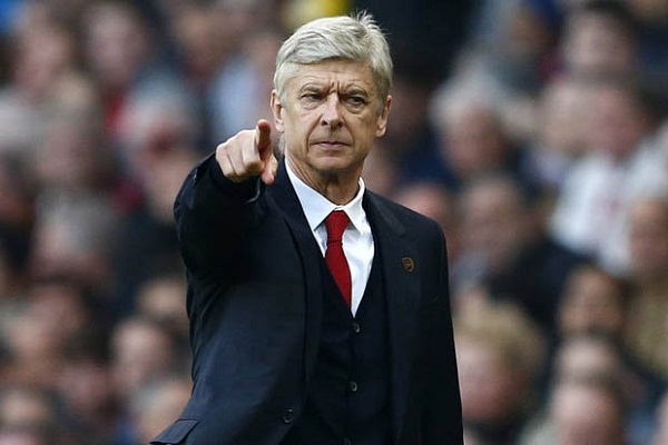 Hành động bất ngờ của cầu thủ Arsenal về tương lai Wenger