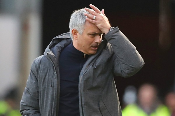 Tin tức MU 25/3: Mourinho méo mặt với chấn thương mới