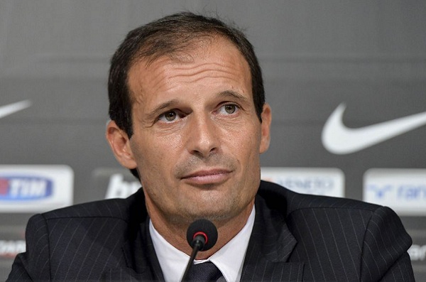HLV Allegri chia sẻ điều khiến người Barcelona thêm đau lòng