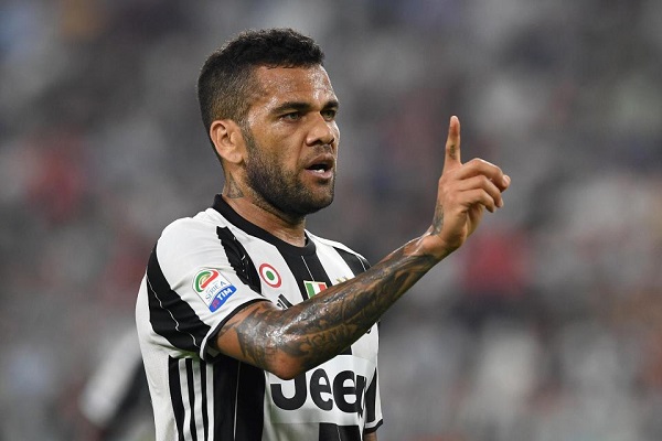 Chuyển nhượng 20/6: Alves đạt thoả thuận đến Premier League