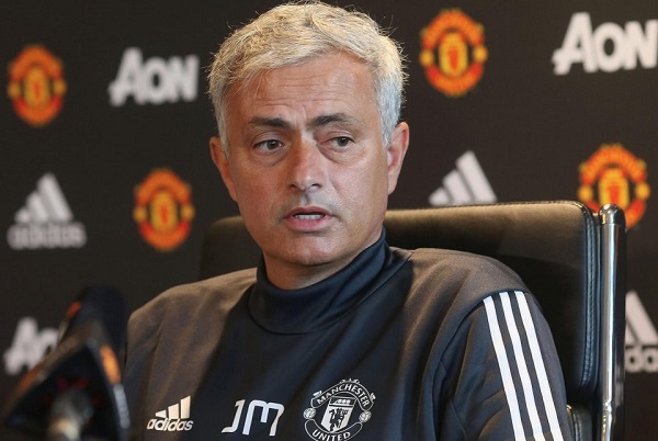 Hụt Perisic, MU hỏi mua sao khác của Inter