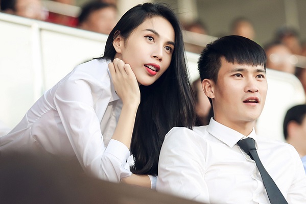 Bà xã Công Vinh phát biểu bất ngờ về thất bại của U22 VN