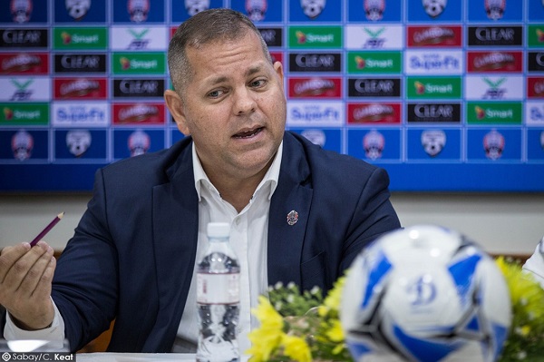 HLV Campuchia nói gì về thất bại trước tuyển Việt Nam?