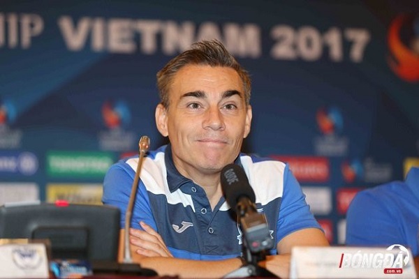 HLV futsal Việt Nam chia sẻ bí quyết đánh bại Myanmar