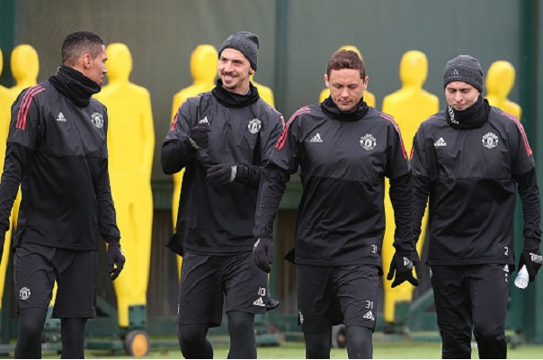 HLV Mourinho gây sốc với nhân sự ở Champions League