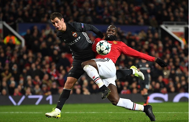 Lukaku ghi bàn, MU ngược dòng đánh bại CSKA Moskv