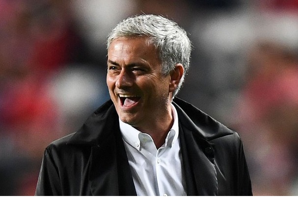 MU phá kỷ lục sở hữu hậu vệ trái đẳng cấp