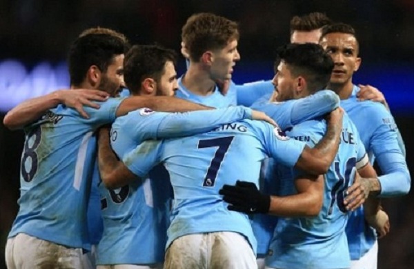Man City có thể phá kỉ lục vô địch sớm của Man Utd