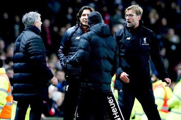 Điểm tin sáng 16/1: Mourinho và Klopp suýt đánh nhau, CR7 lập kỷ lục