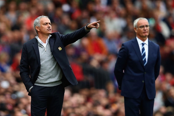 HLV Mourinho khiêm tốn sau trận thắng Leicester City