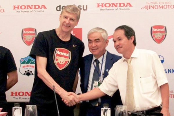 Đại diện HAGL lên tiếng về việc dừng hợp tác với Arsenal
