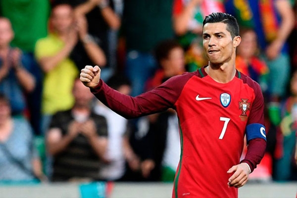 Bóng đá TBN 13/7: CR7 lại tiến cử hàng HOT cho Real Madrid