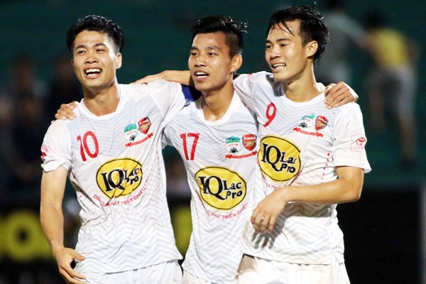 FourFourTwo: Chỉ tên sao HAGL phí phạm nếu chỉ thi đấu ở ĐNÁ